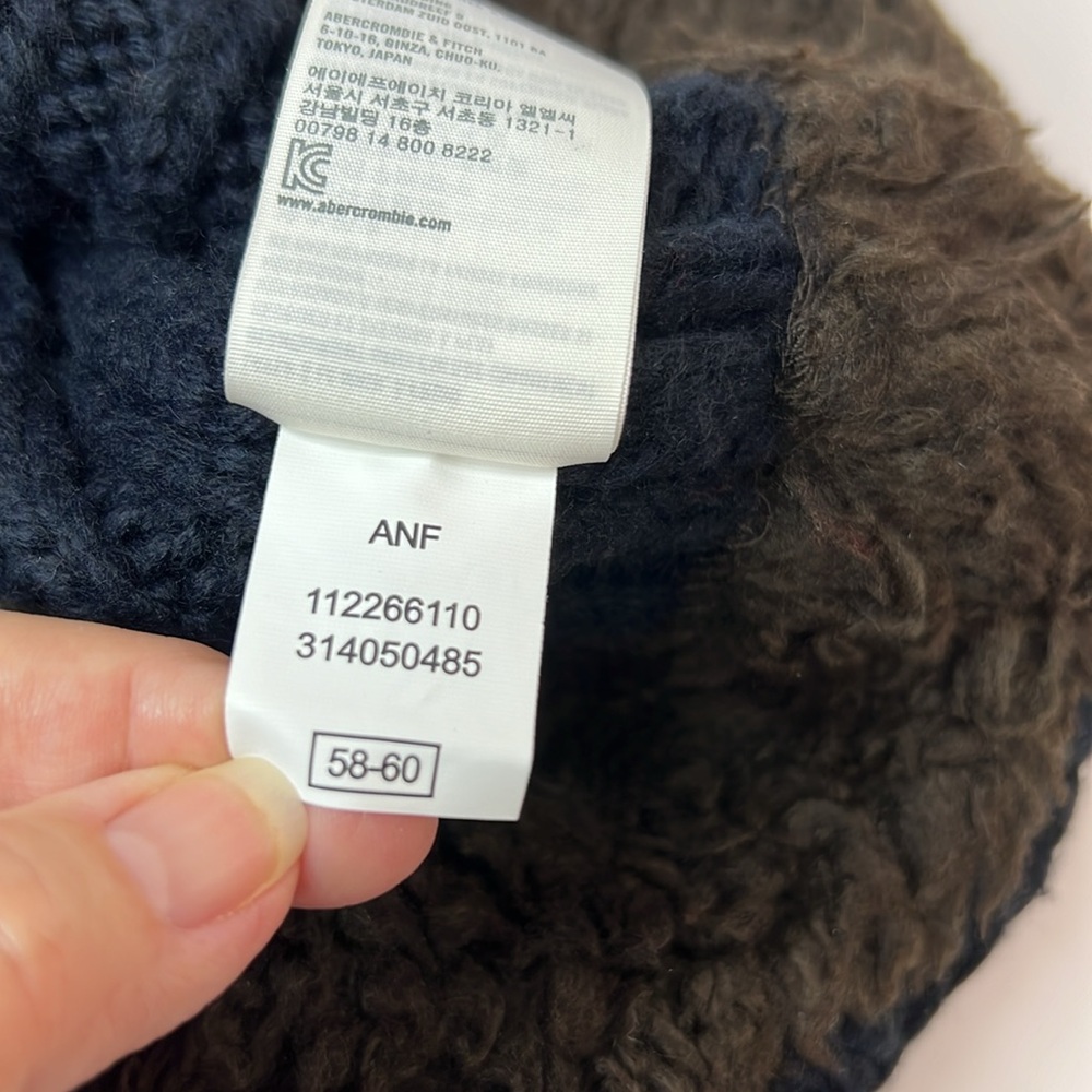 Abercrombie & Fitch Navy Knit Pom hat toboggan Beanie cap - Picture 5 of 5
